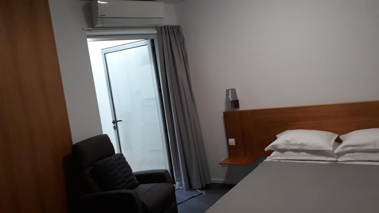 Angra Downtown Apartment Angra do Heroismo Ngoại thất bức ảnh