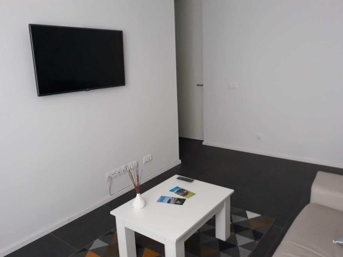 Angra Downtown Apartment Angra do Heroismo Ngoại thất bức ảnh